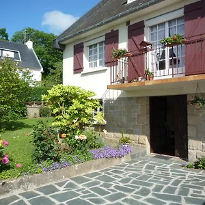 6-rue-des-eglantines.inbrittany.com/